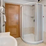 Appartement Anna Rododendro *